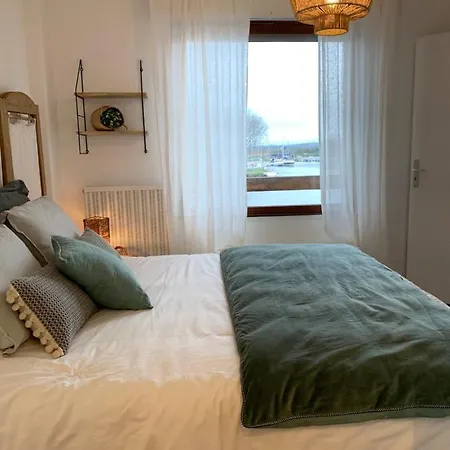 Appart 24 Avec Vue Port *