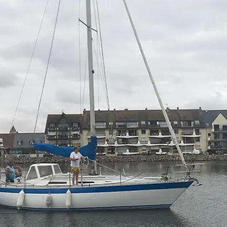 Appart 24 Avec Vue Port Ouistreham