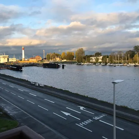 Appart 24 Avec Vue Port * Ouistreham